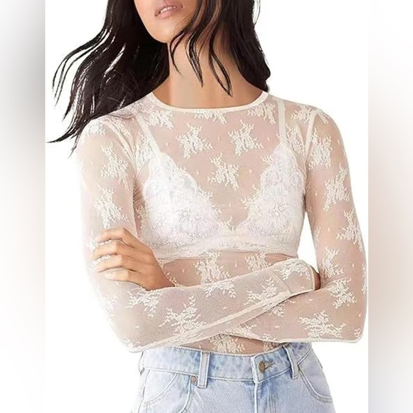 Elegant White Lace Sheer Top - Picture 2 of 3